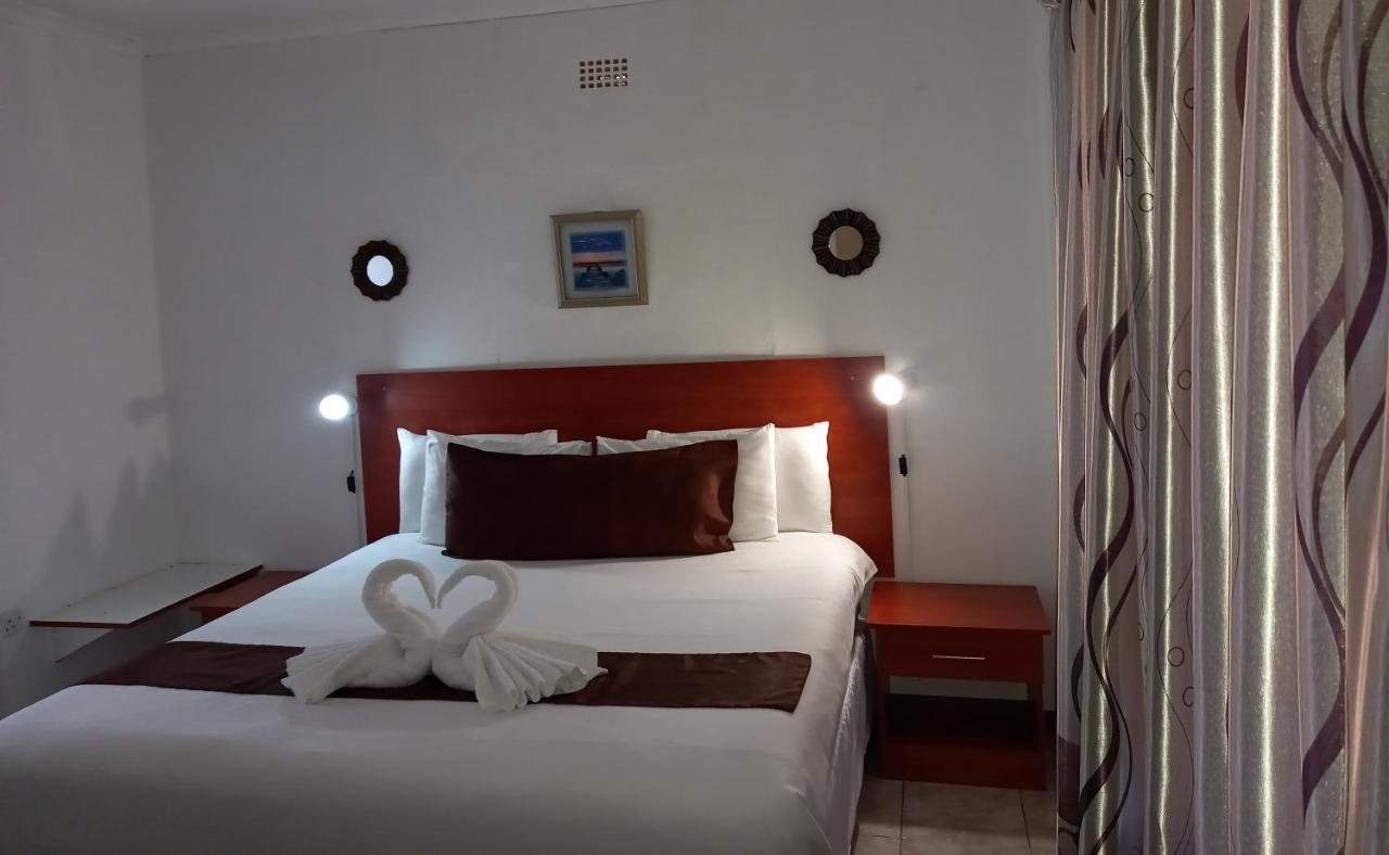 Rest Shade Bed And Breakfast Palapye 外观 照片